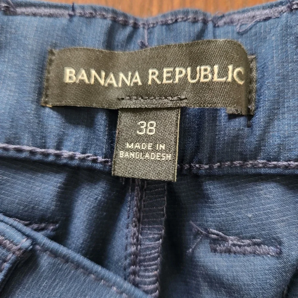 Banana Republic Navy Blue Mens flat‎ front Shorts size 38